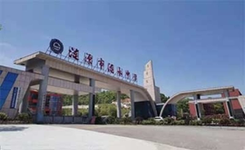 教学楼正门